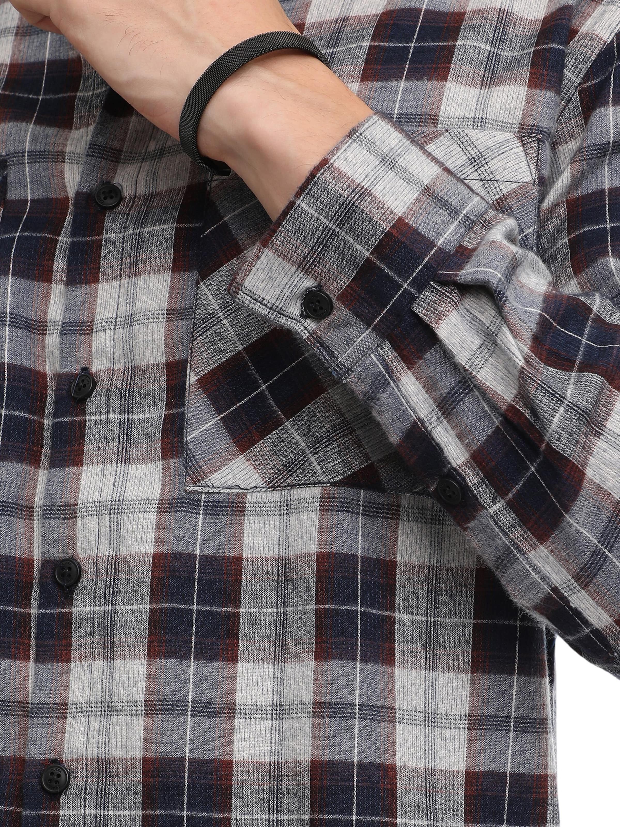 pelēks Campus Sutra Standarta piegriezums Krekls 'Tawnie'