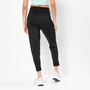 UNIFIT Regular Sporthose in Schwarz