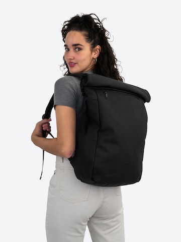 Johnny Urban Backpack 'Henry' in Black