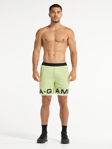 regular Pantaloni di A-Game in verde