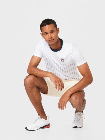 PUMA Regular Shorts in Weiß