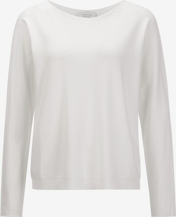 Rich & Royal Sweater in White: front