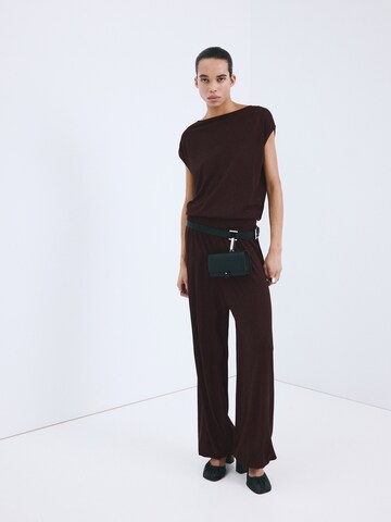 Effilé Pantalon 'MANIS' MANGO en rouge