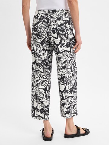 Loosefit Pantalon à pince ' Maine ' BRAX en blanc