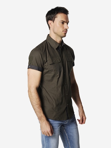 KOROSHI - Regular Fit Camisa em verde