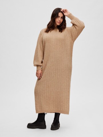 SELECTED FEMME Knitted dress in Beige