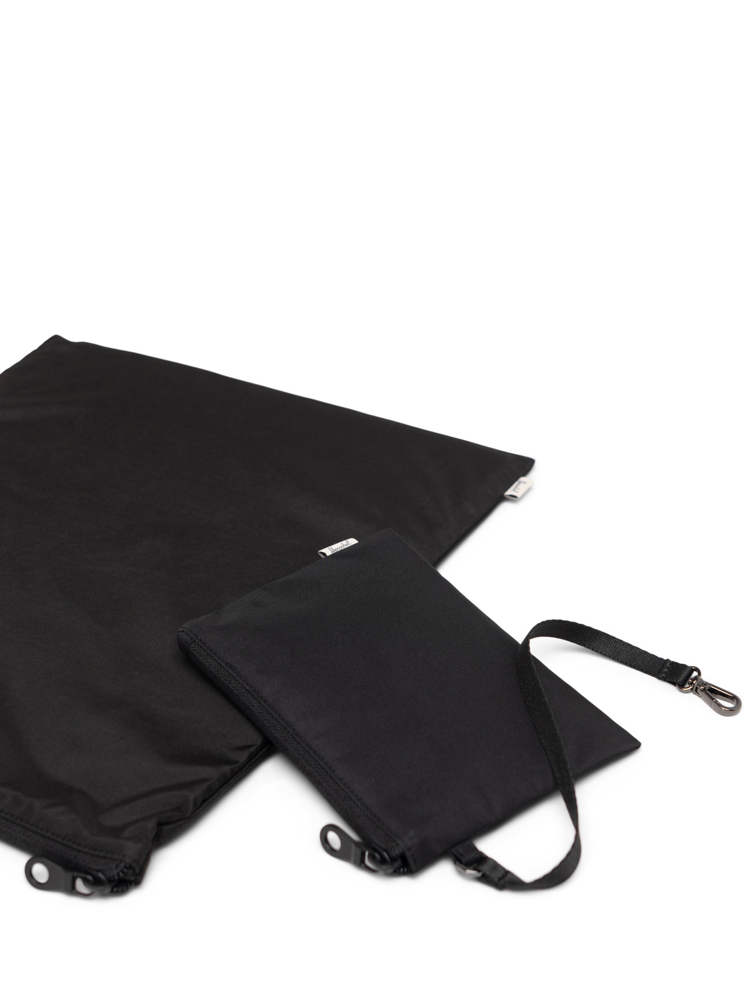 Herschel Reisikott 'Maia', värv must