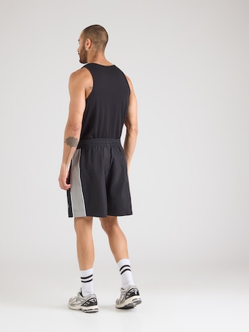 new balance Loosefit Kalhoty – černá