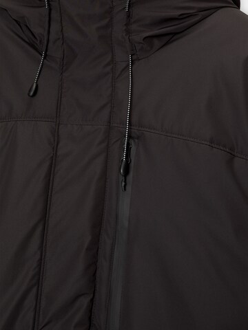Parka invernale di Pull&Bear in nero
