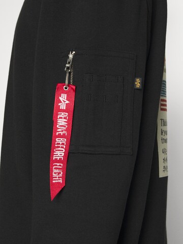 ALPHA INDUSTRIES Sweatshirt in Schwarz