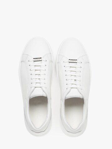 Estro Sneakers laag '03-588-90' in Wit