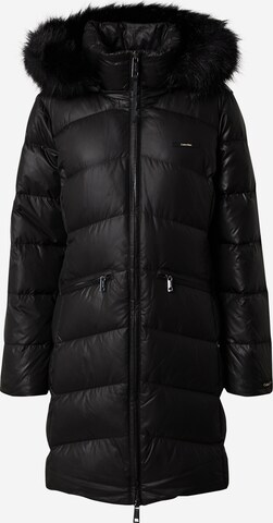 Manteau d’hiver Calvin Klein en noir : devant