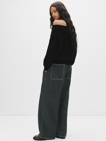 Pull&Bear Sweter w kolorze czarny