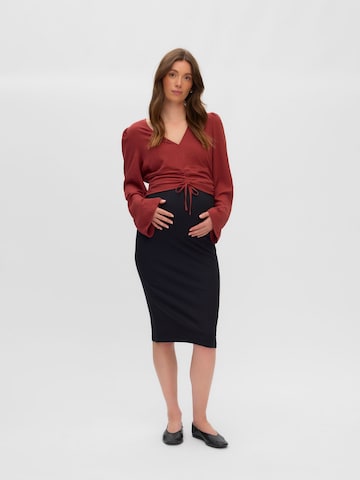 Chemisier 'VMMLISBETH' Vero Moda Maternity en rouge