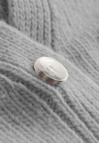 Frieda & Freddies NY Knit Cardigan in Grey