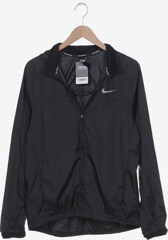 NIKE Jacke M in Schwarz: predná strana