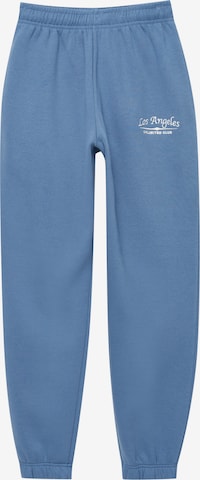 Pull&Bear Tapered Trousers in Blue: front