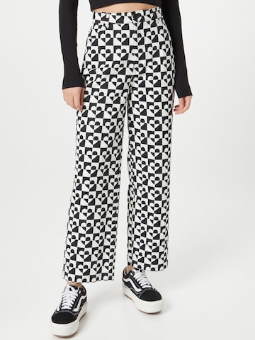 Monki Regular Broek in Zwart: voorkant