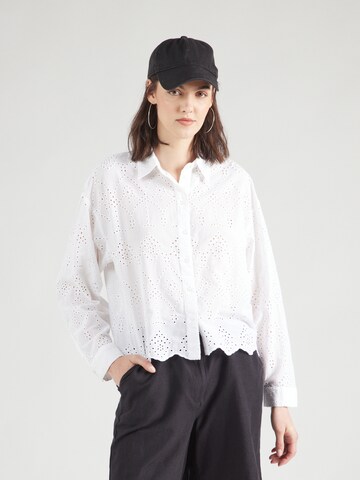 s.Oliver Blouse in White: front