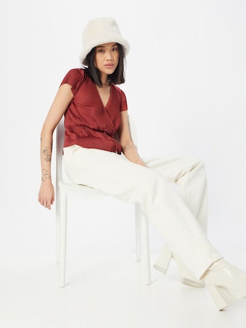 ABOUT YOU Shirt 'Elonie' in Rood