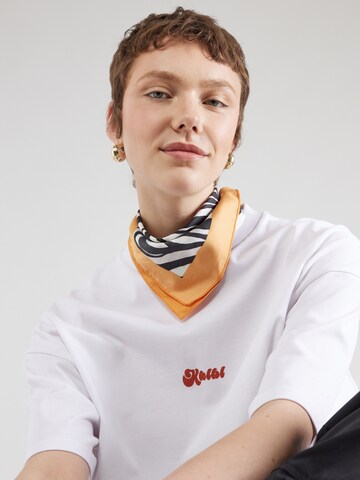 Karo Kauer Tričko 'Artsy' – bílá