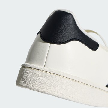 ADIDAS ORIGINALS - Zapatillas deportivas bajas 'Jennie Superstar' en blanco