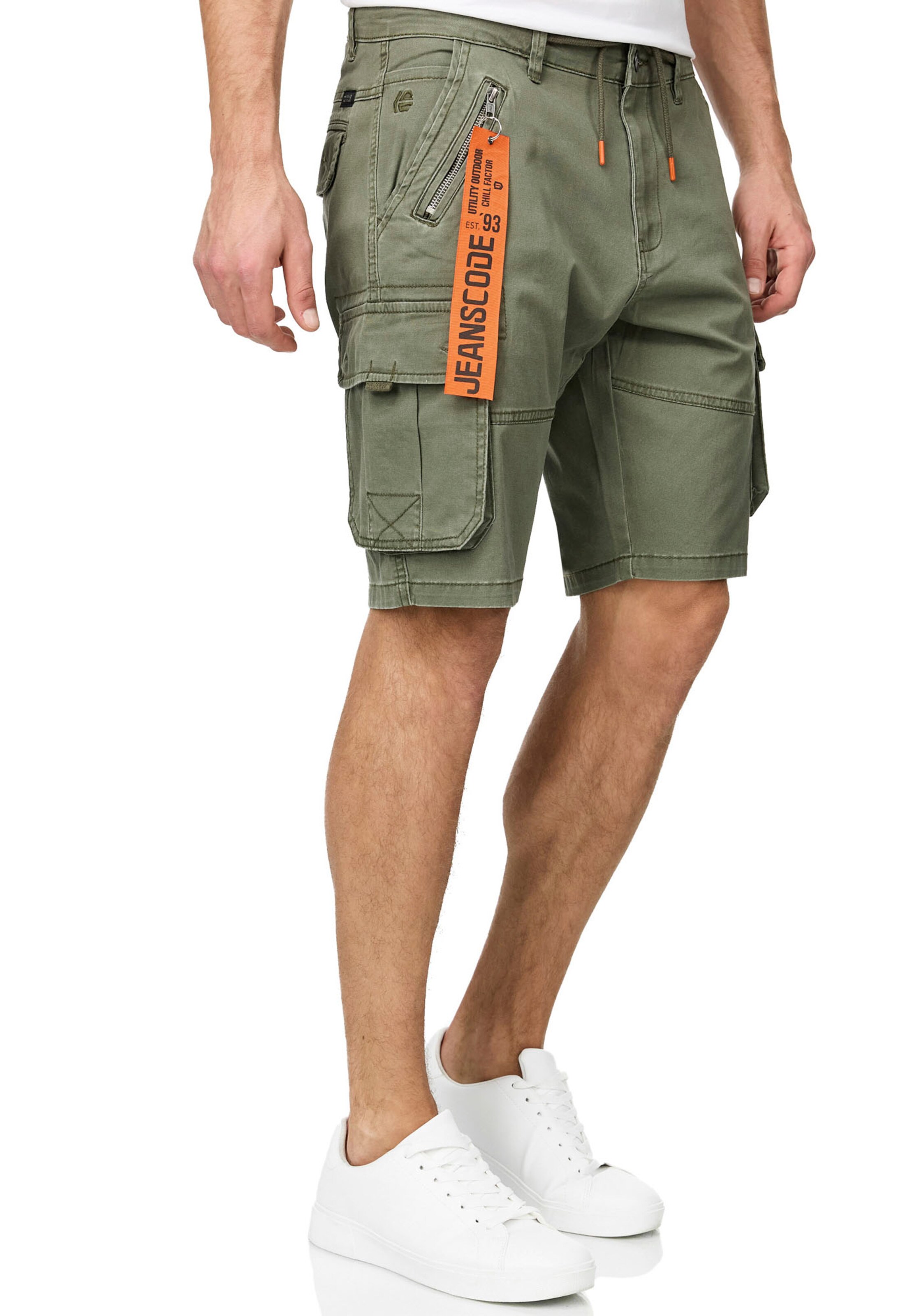 INDICODE JEANS Regular Cargo Pants in Green
