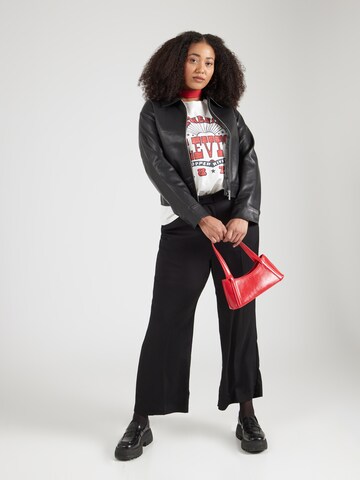 Maglietta 'Perfect' di Levi's® Plus in bianco