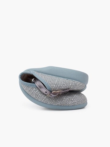 Pisamonas - Bailarina en azul