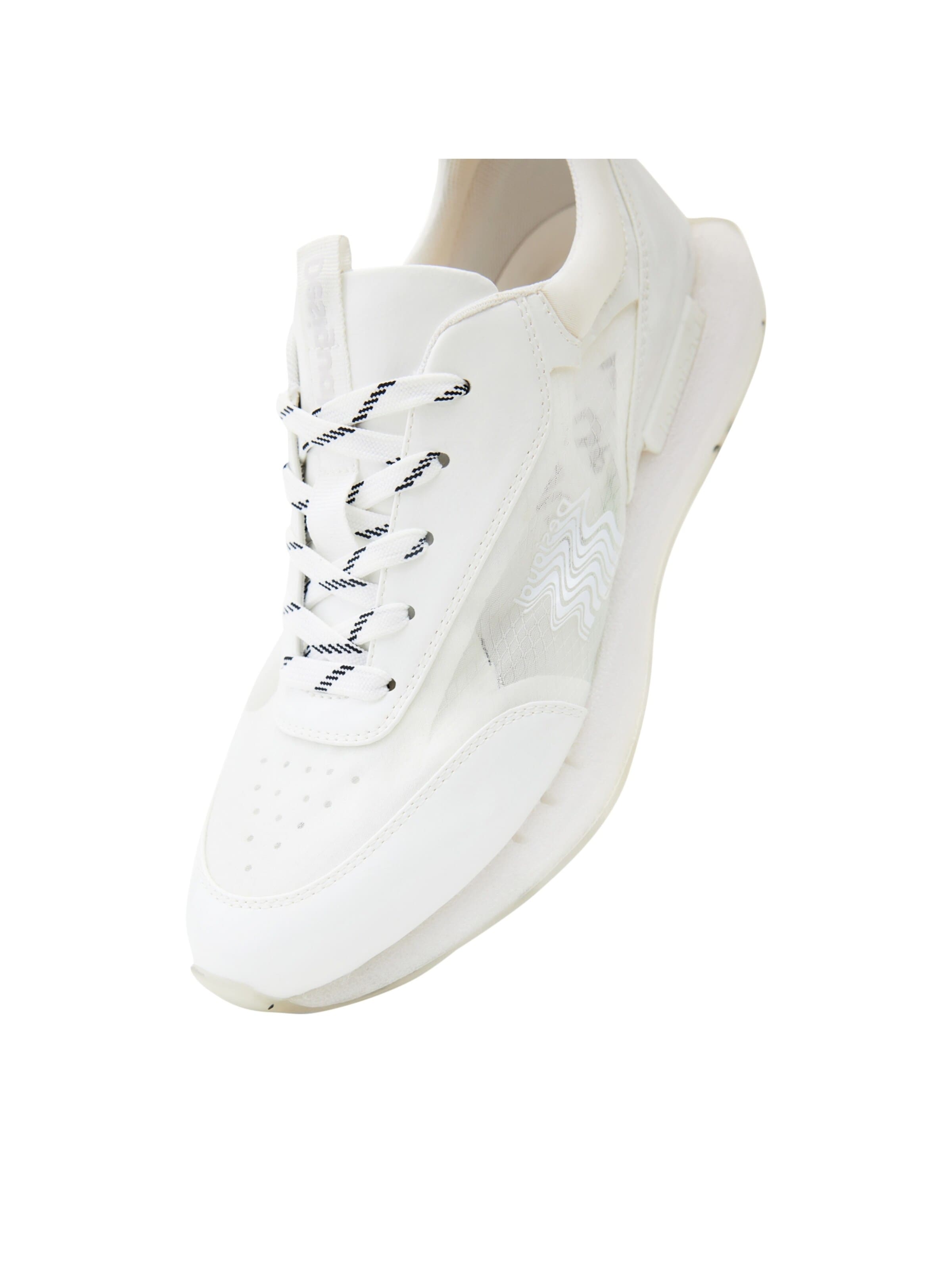 Chaussure de sport à lacets Desigual en blanc