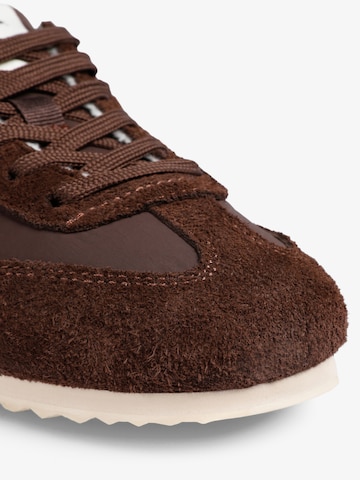 Scalpers Superge | rjava barva