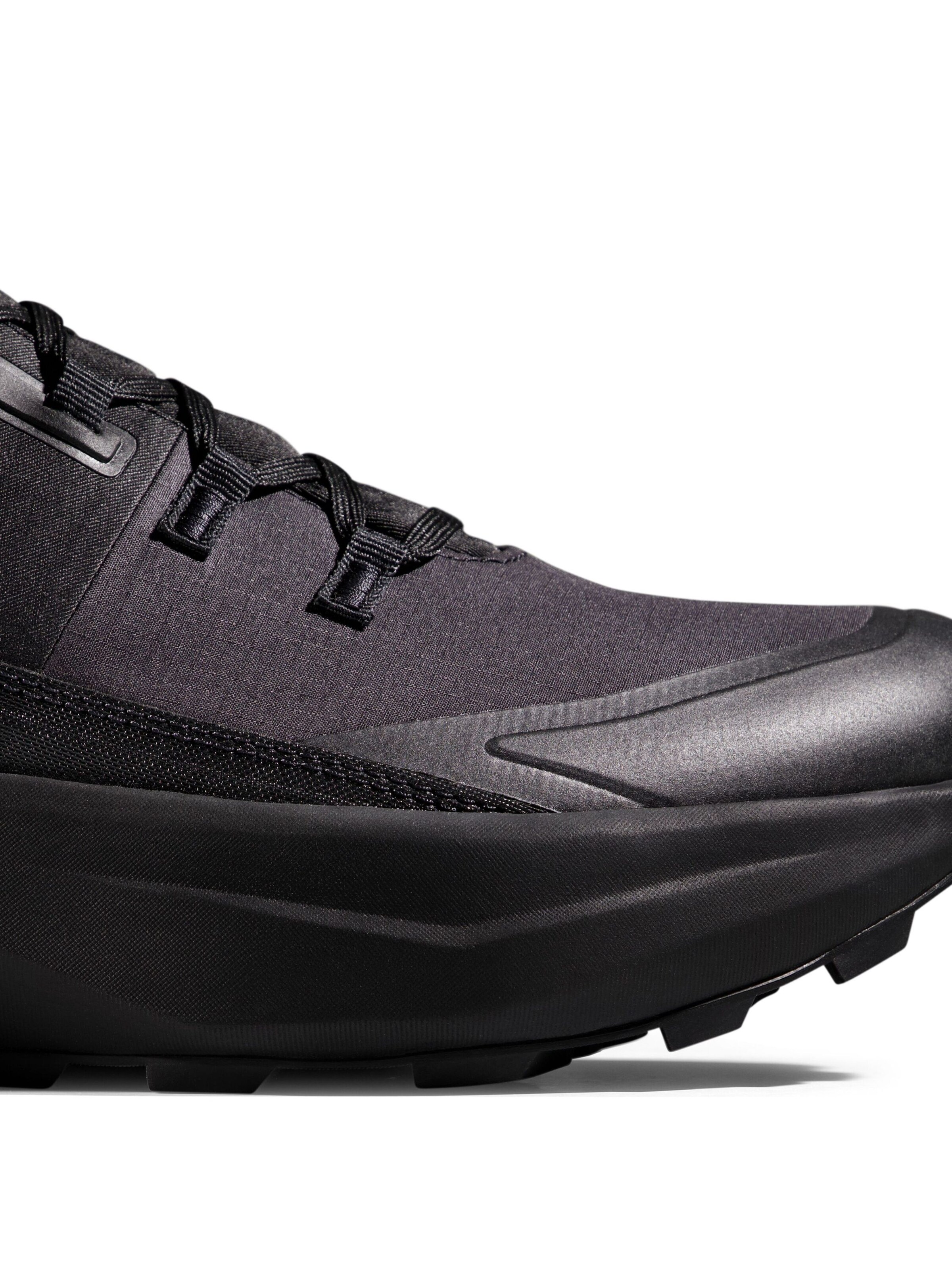 MAMMUT Flats 'Aenergy' in Black