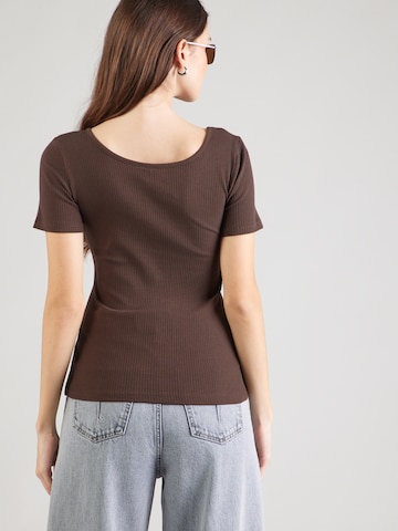 T-shirt 'PCKitte' PIECES en marron