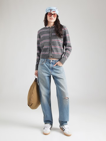 LEVI'S ® Плетена жилетка 'Claire' в сиво
