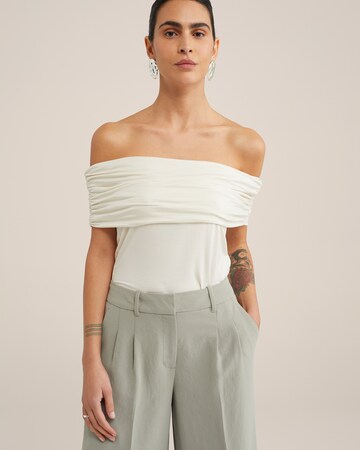 T-shirt WE Studio en beige : devant