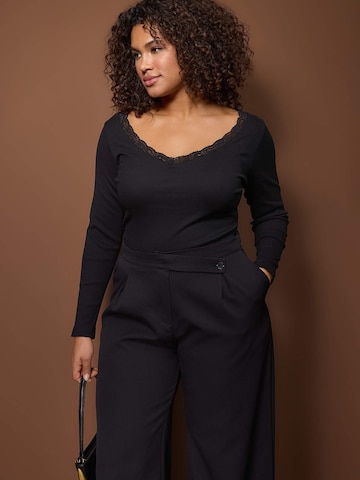 Trendyol Curve - Camiseta en negro: frente