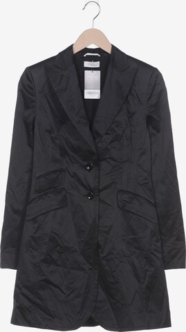 St. Emile Jacket & Coat in S in Black: front