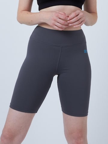 Coupe slim Pantalon de sport SPORTKIND en gris : devant
