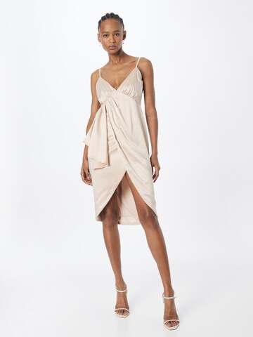 Robe de cocktail 'ALIYA' TFNC en beige : devant