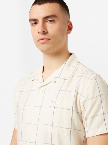 RVCA Regular Fit Herren - Shirts & Polos 'HI GRADE PLA' in Beige