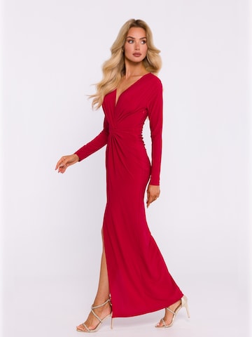 made of emotion - Vestido en rojo