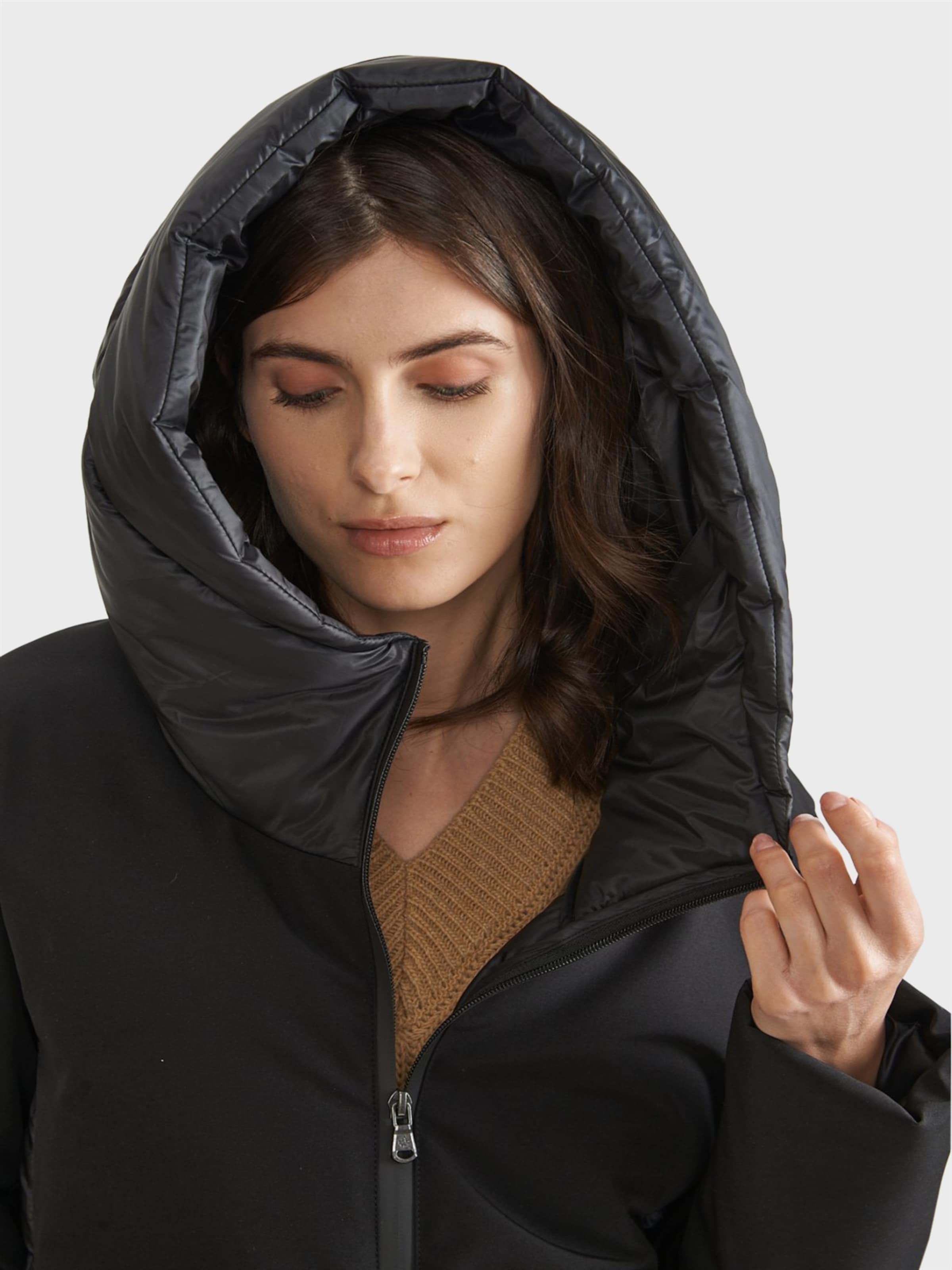 Canadian Classics Tussenparka ' LYTTON ' in Zwart: voorkant