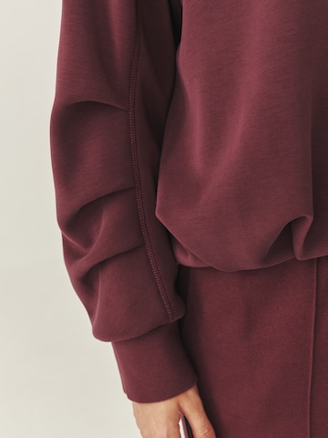 TATUUM Sweatshirt BONKA 1 in Rot