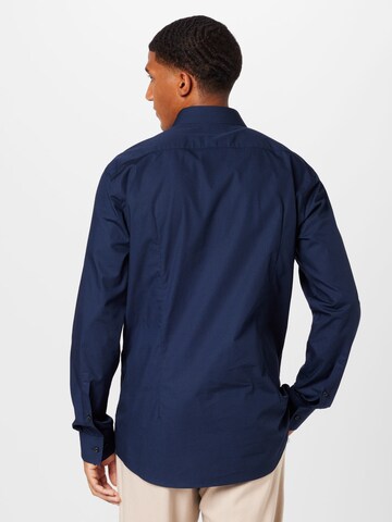 mėlyna HUGO Priglundantis modelis Marškiniai 'Kason'