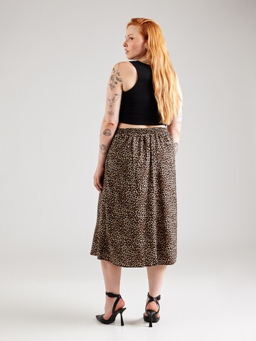 ONLY Carmakoma - Falda en gris