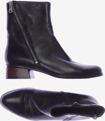 Everybody Dress Boots in 38 in Black: front
