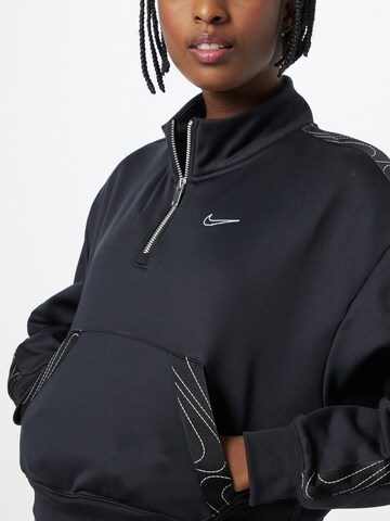 NIKESportska sweater majica - crna boja