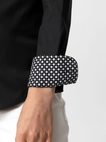 By Diess Collection - Blusa em preto