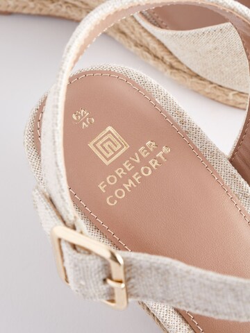 Next Pumps in Beige