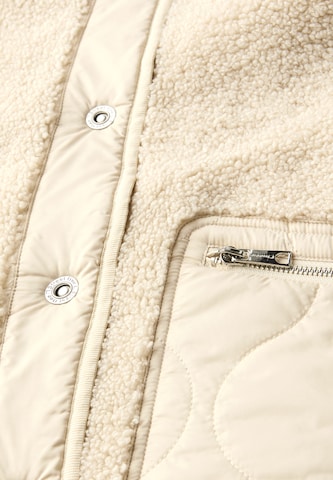 Street One Studio Between-Seasons Coat 'Teddy' in Beige